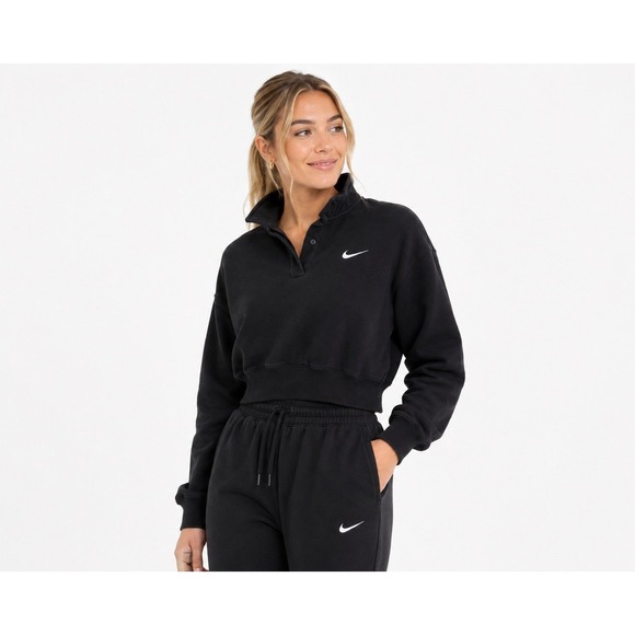 Nike Tops - Nike Women's Large Fleece Cropped Pullover